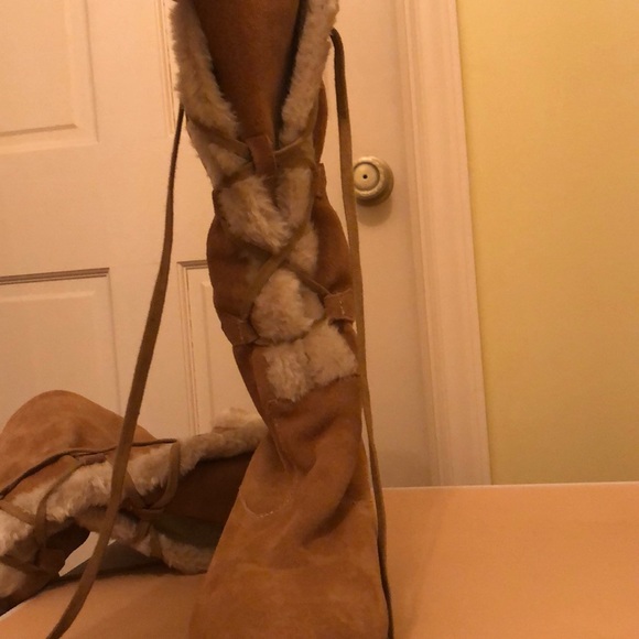 Michael Kors suede lace-up boot wedge - Picture 3 of 4